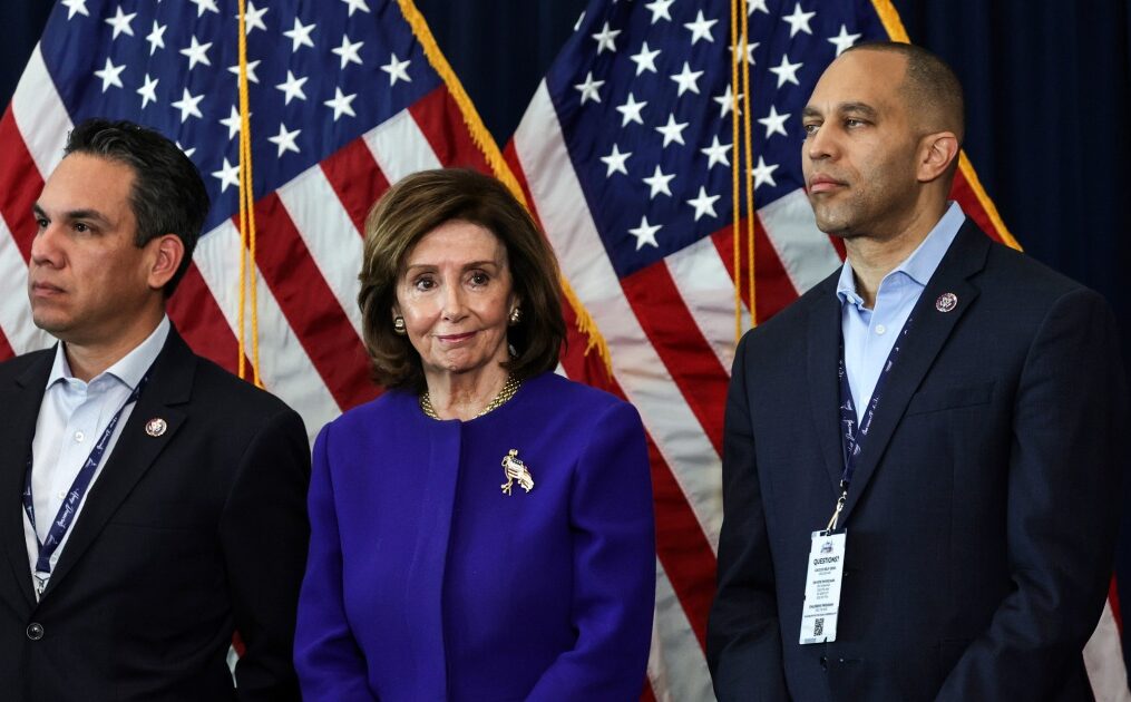 House Democrats prepare to pass the torch, avoiding messy leadership fights